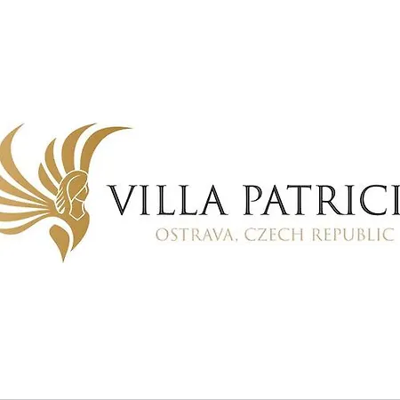 Patricia - *